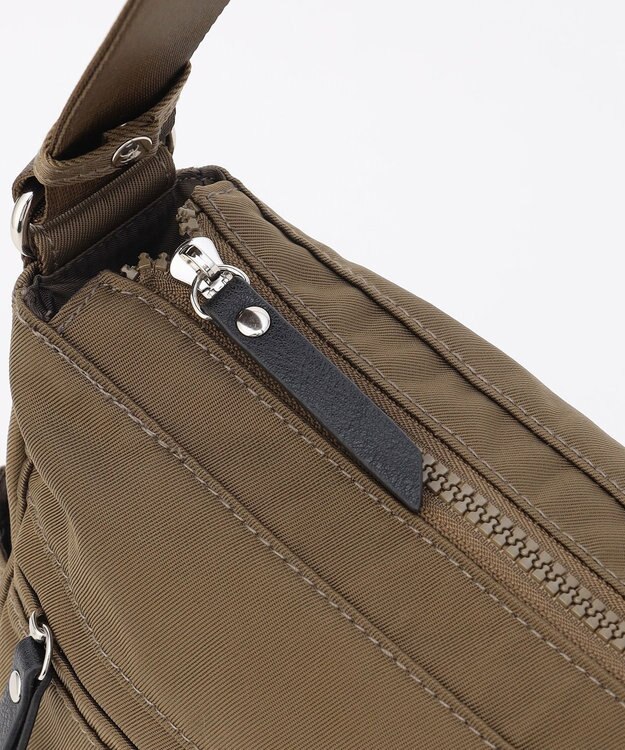 LA BAGAGERIE 【MONICA】サイドジップショルダーバッグ カーキ