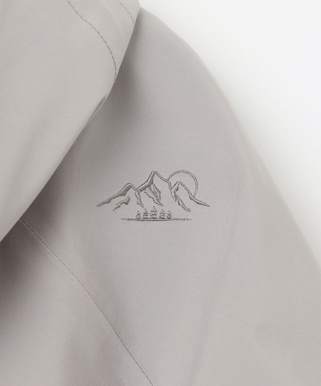 JOSEPH ABBOUD MOUNTAIN 【ECO撥水/耐水性/透湿防水素材/ストレッチ/軽量】ボイルドポリエステル3レイヤー マウンテンパーカー ライトグレー系