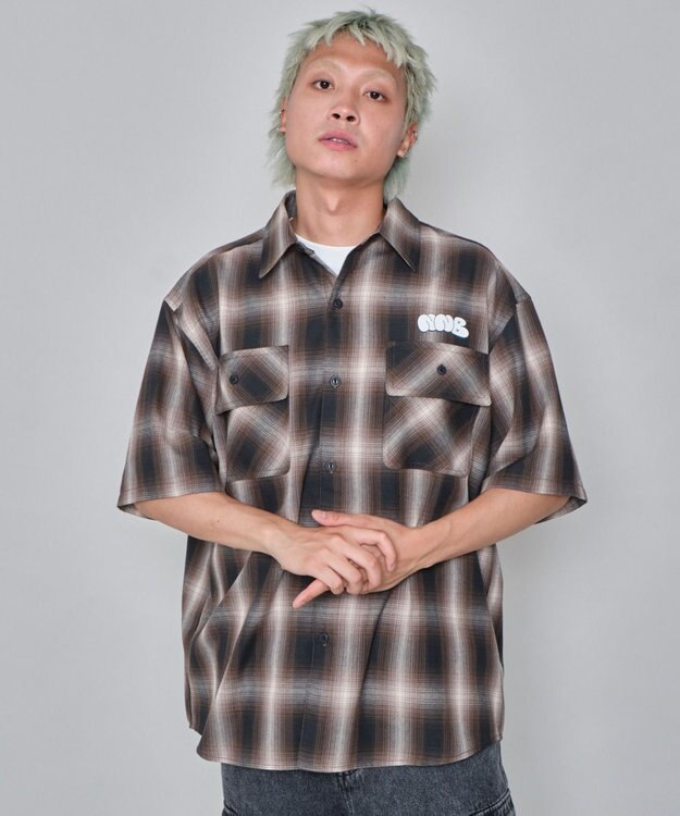 WEGO 【ユニセックス着用ITEM/MLサイズ展開】イラストオンブレチェックシャツ（SS） ブラウンチェック1