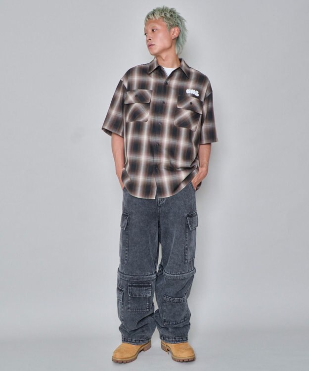 WEGO 【ユニセックス着用ITEM/MLサイズ展開】イラストオンブレチェックシャツ（SS） ブラウンチェック1