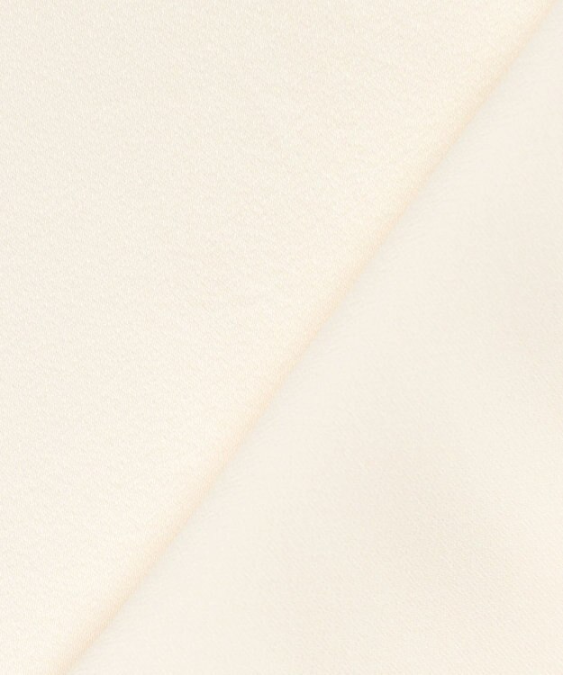 23区 カフスボタン サテンTEEブラウス アイボリー系