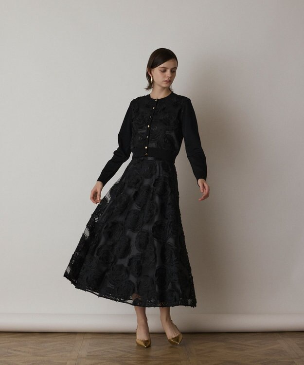 GRACE CONTINENTAL ローズ刺繍フレアスカート ブラック