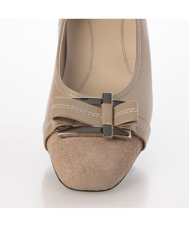 Riz raffinee 【3E】バックルリボンモチーフパンプス ベージュビー