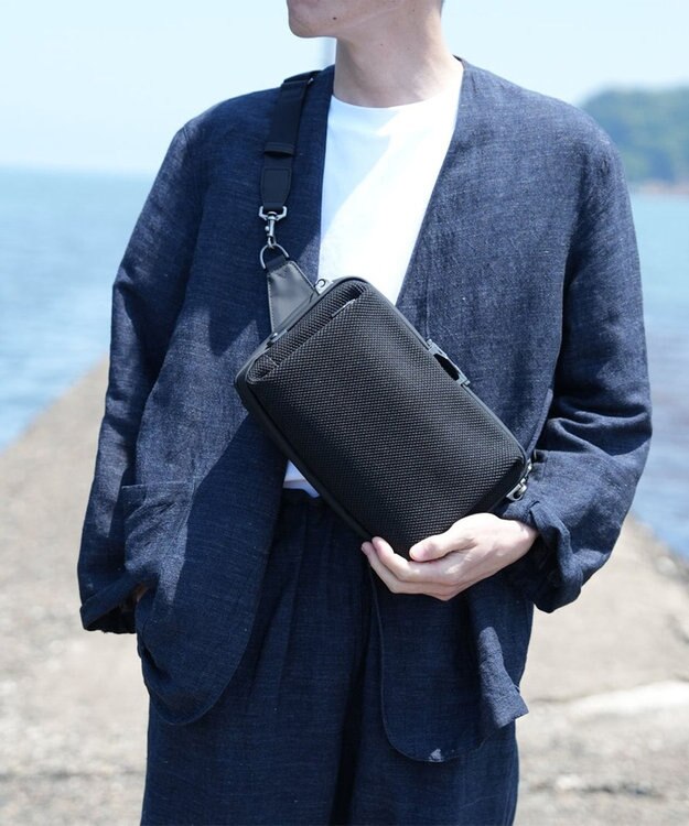 Atelier nuu Tondo クアトロショルダープラス ブラック