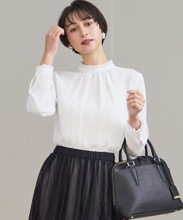 洗える】バックサテンアムンゼン フリルデザインシャツ / 23区