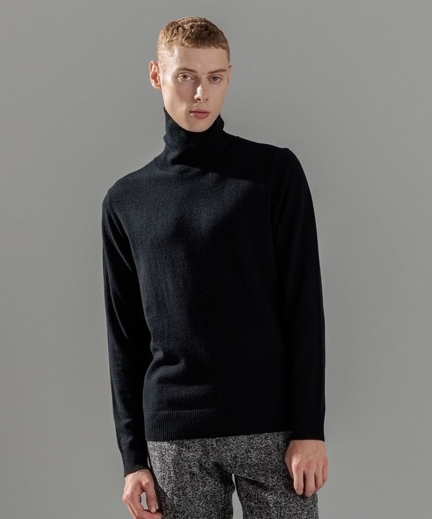 JOSEPH HOMME ピュアカシミヤ　タートルネックニット ブラック系