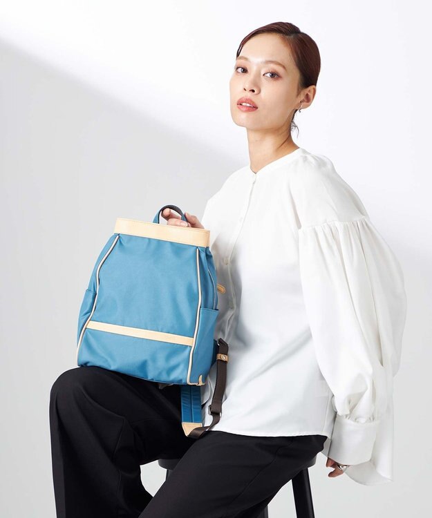 Y'SACCS トラベル ホライズンミニリュック ライトブルー【WEB限定カラー】