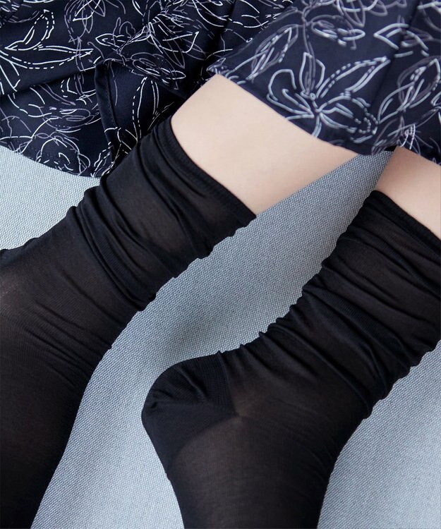 Tiaclasse シアー無地ソックス ブラック