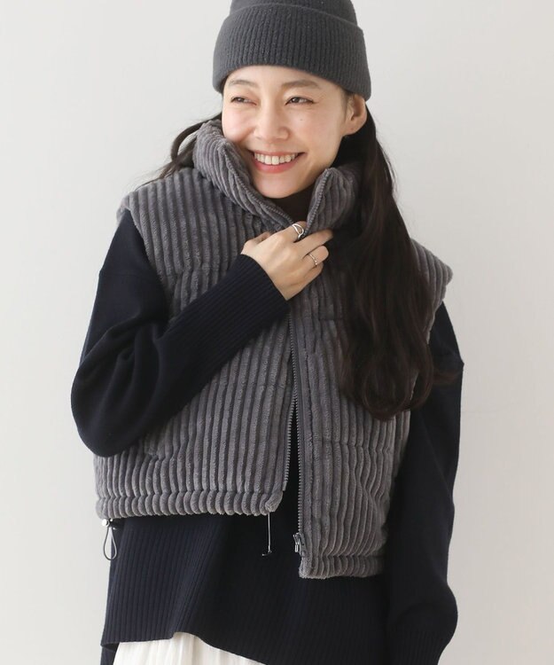 Green Parks ・ｓｗｉｎｇ　ｂｙ　ワイドコールベスト Charcoal Gray