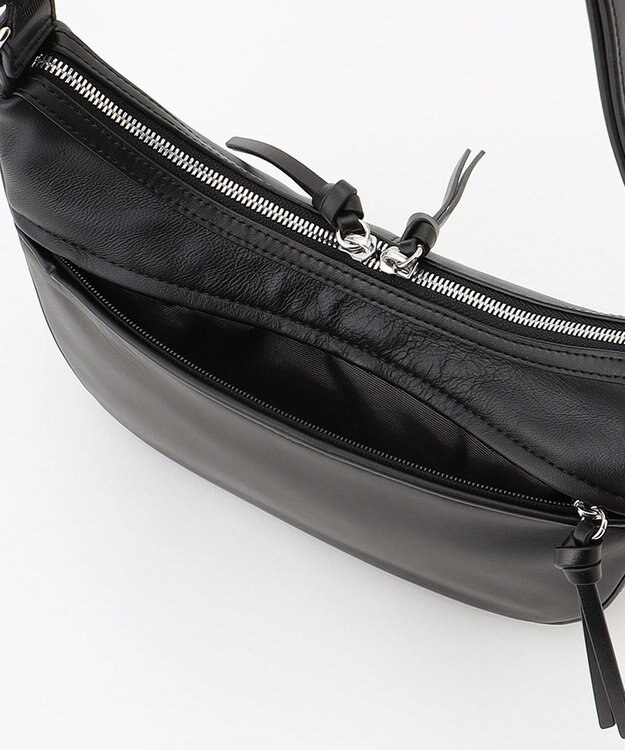 Y'SACCS イタリアンシープ　マルチポーチ付き　ホーボーバッグ ブラック