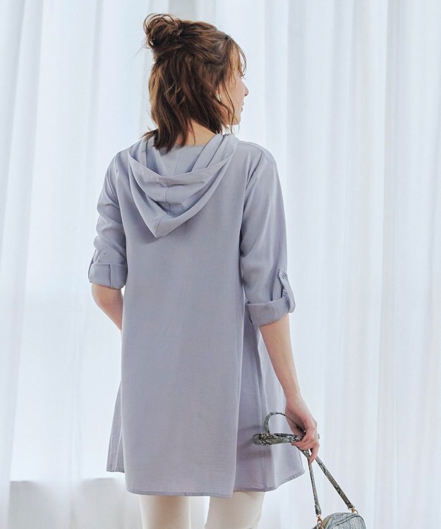 Tiaclasse 【新色追加・洗える】麻調パーカーチュニックブラウス サックス