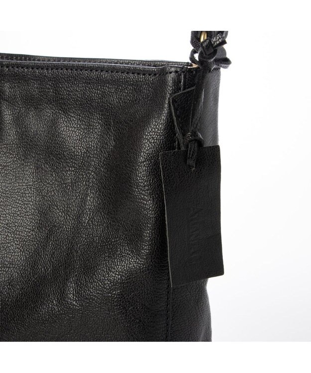 UNBILLION アトランタ ATLANTA / 牛革縦ファスナーショルダー ブラック