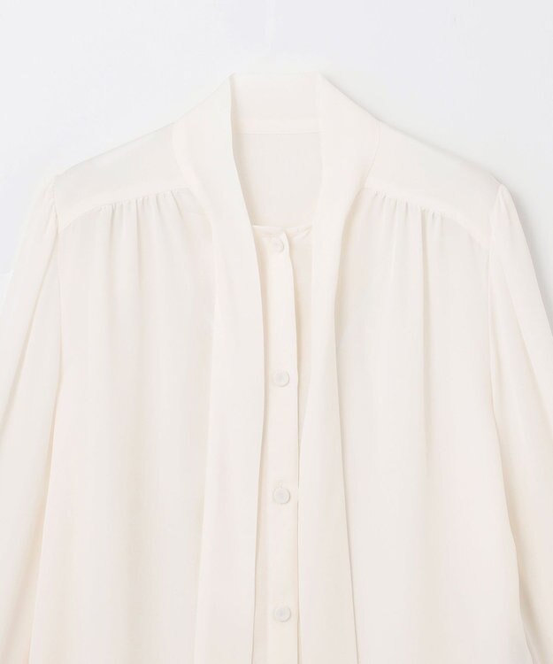 GRACE CONTINENTAL シルクボウタイブラウス ホワイト