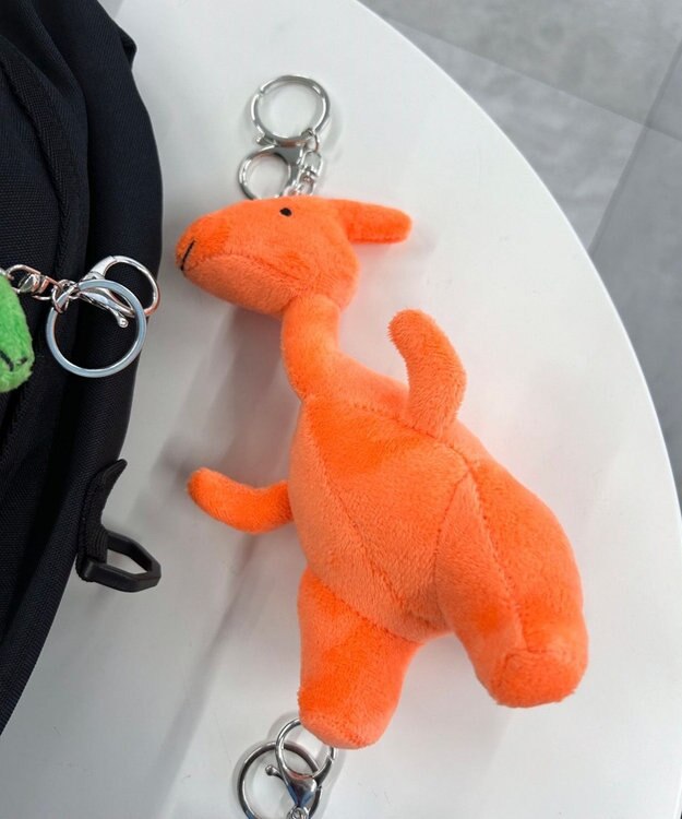 WEGO ザウルスぬいぐるみキーホルダー オレンジ