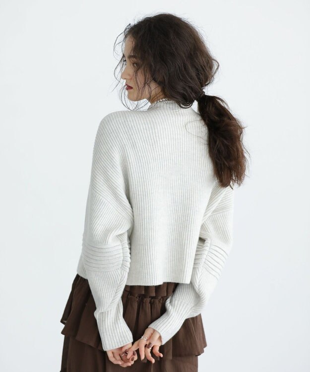 Green Parks ■ＥＳＣＡＲ　ピンタックスリーブニット Off White