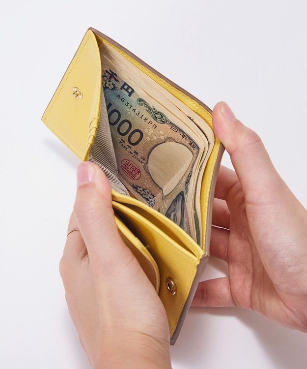 TOPKAPI 【TREASURE TOPKAPI】ソフトレザー ベルトデザイン 二つ折り財布 イエロー