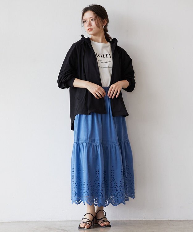 Feroux 【洗える】刺繍ティアード スカート ブルー系