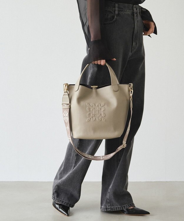 russet エンボスモノグラム2WAYミニトートバッグ(CE-1672-WEB) GrayBeige