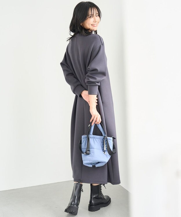 UNFILO BEAUTY FORM JERSEY キーネックワンピース チャコール