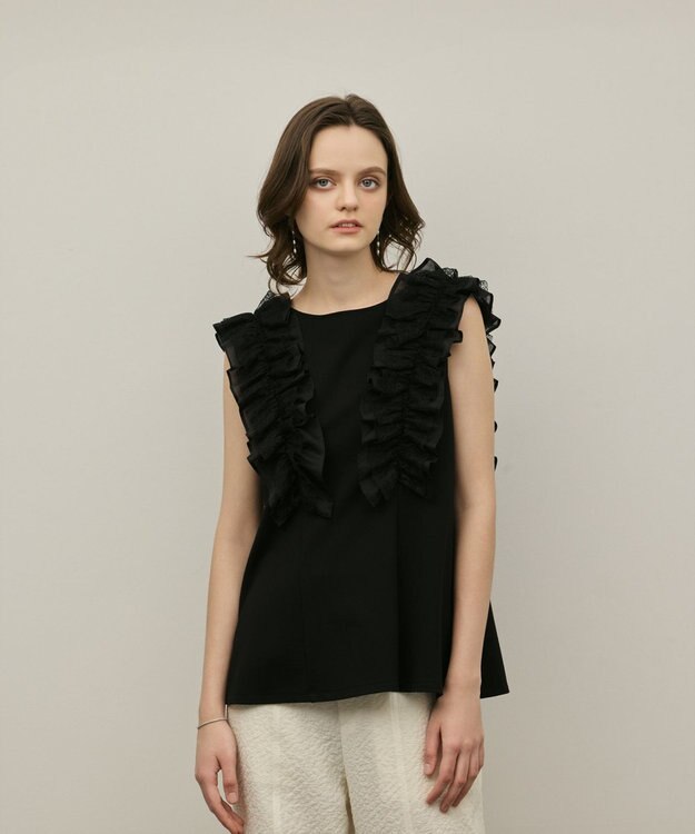GRACE CONTINENTAL フリル切替カットトップ ブラック