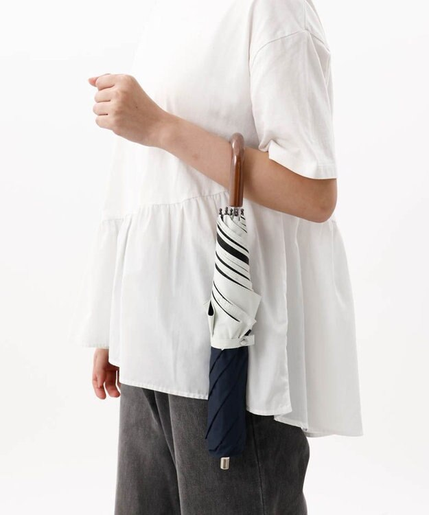 AURORA 【WEB限定】 バイカラー晴雨兼用傘（折りたたみ・トップフラット） ネイビー