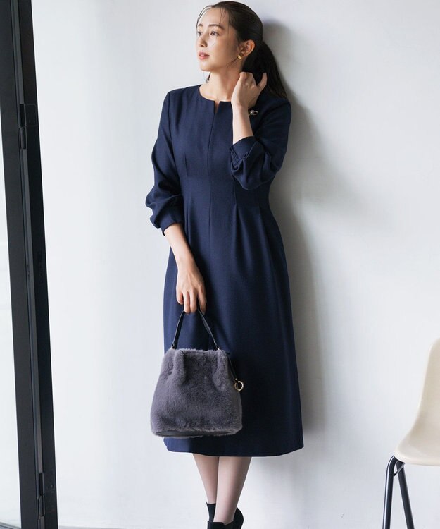 組曲 ウールジョーゼット スリットネックワンピース ネイビー系