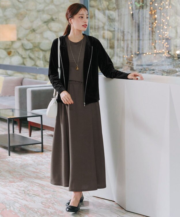 Tiaclasse L 【洗える】ベロアショートパーカー ブラック