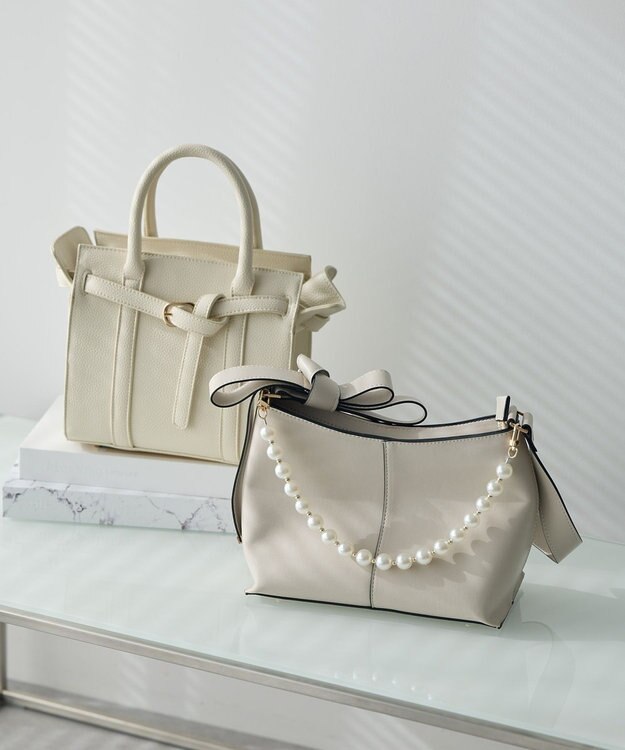 YECCA VECCA パールチャーム付きリボンベルトバッグ Light Beige