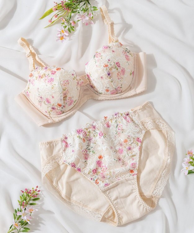 Wing 【ナチュラルフィットブラ】 自然なまる胸シルエット もっちりふんわり触感 KB2020 ウイング／ワコール クリーム