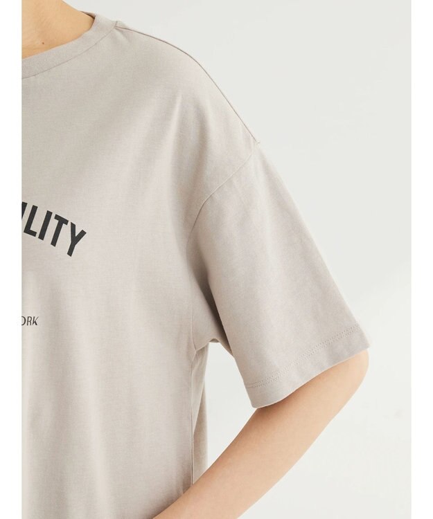 Green Parks エンブレムロゴボックスＴシャツ Gray Beige