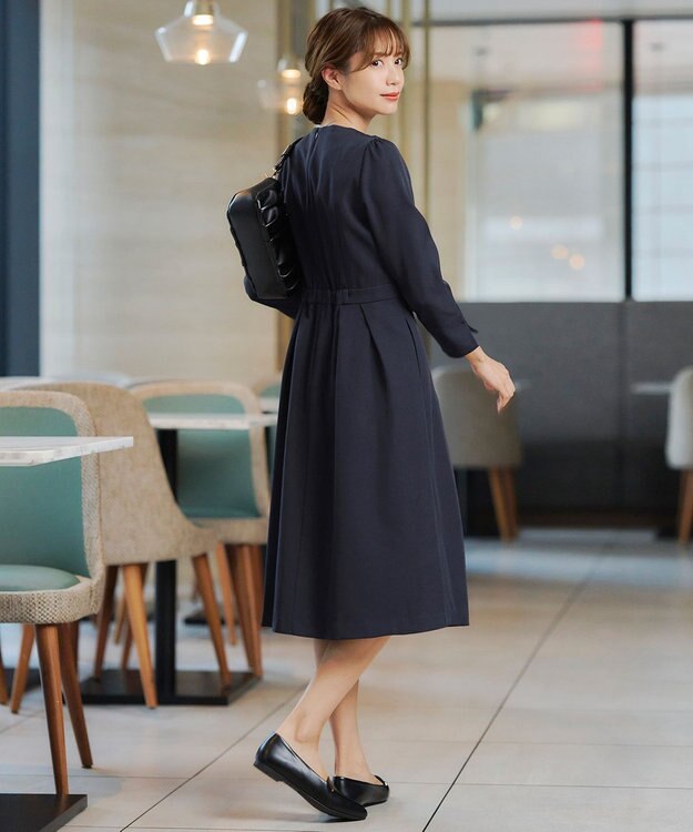 Tiaclasse L 【洗える】アシンメトリータックフレアワンピース ネイビー