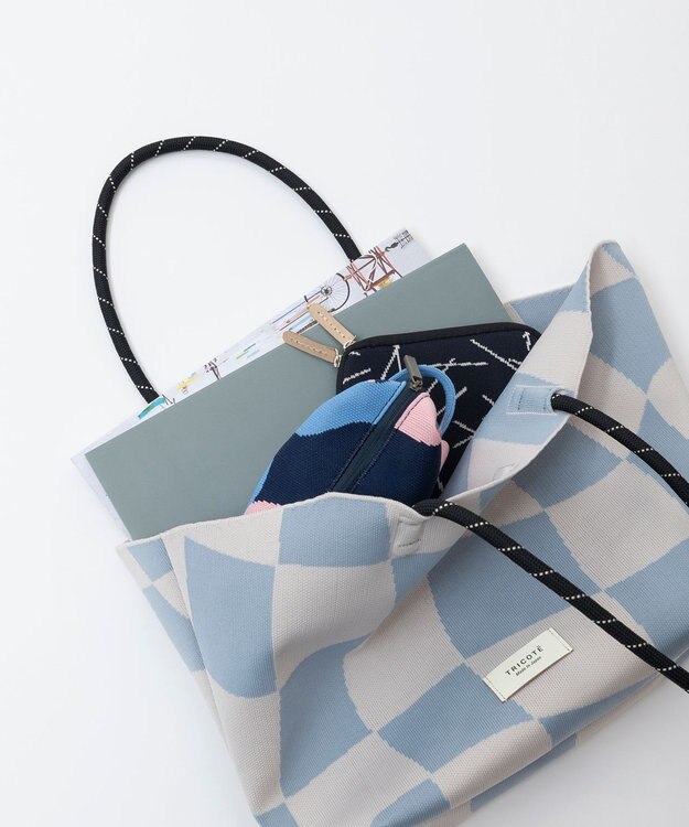 TRICOTE 【軽くて丈夫】FLOW ブロックチェック バッグ 31L.BLUE