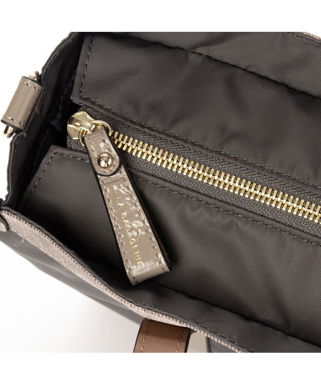 LA BAGAGERIE 【エコユース】ナイロン×型押しエナメル　2WAYミニトート グレー