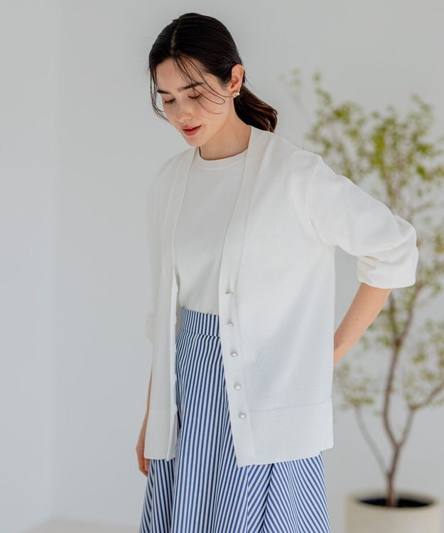 組曲 【ビジューボタン・アンサンブル対応】ハイゲージ ロングVネックカーディガン アイボリー系