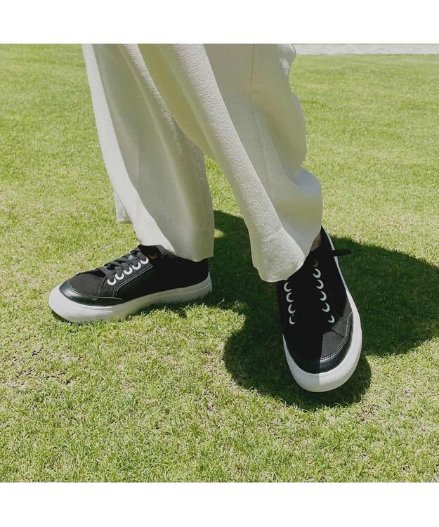 MODE ET JACOMO <carino>【レイン対応】【軽量】レースアップスニーカー ブラック