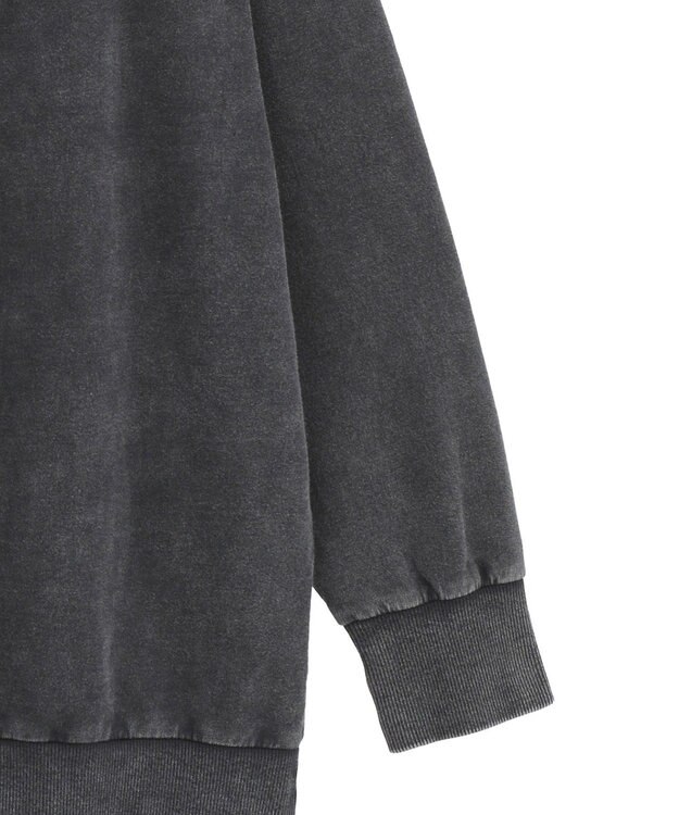 earth music&ecology ランダム刺繍オフショルプルオーバー Charcoal Gray