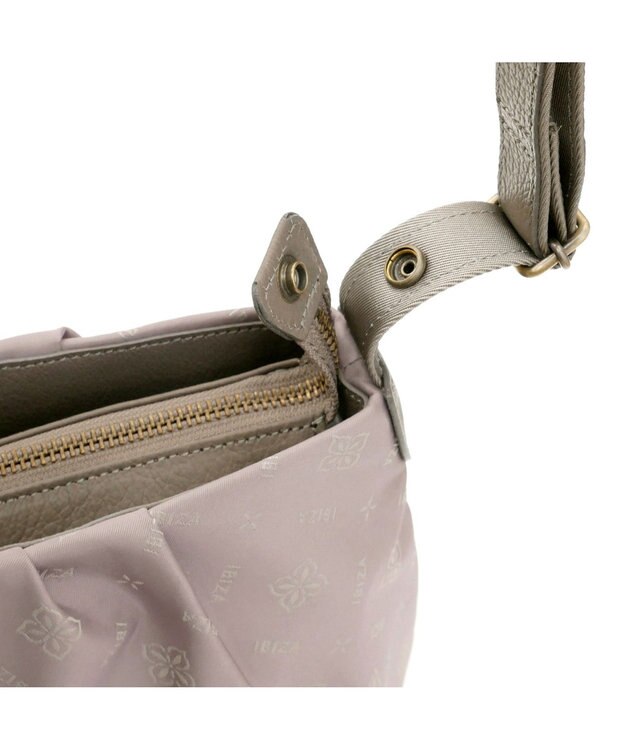 IBIZA ロゴナイロン　ショルダーバッグ ライトパープル