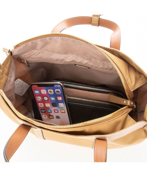 LA BAGAGERIE 【エコユース】ナイロン×型押しエナメル　2WAYミニトート ベージュ