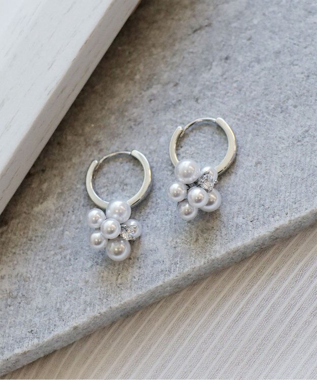 Tiaclasse 【選べる２タイプ・金属アレルギー対応】フルーツパールピアス シルバーA