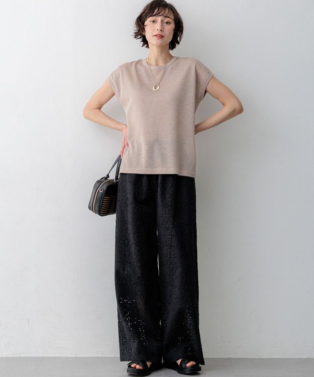 23区 【先行予約】ラッセルオーナメントレース ワイド パンツ ブラック系