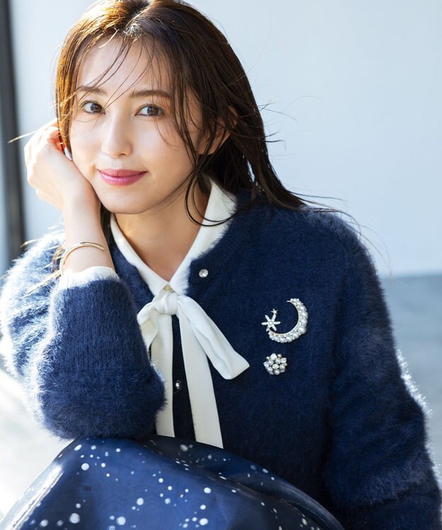 組曲 ポインテッドカラーボウタイ ブラウス アイボリー系