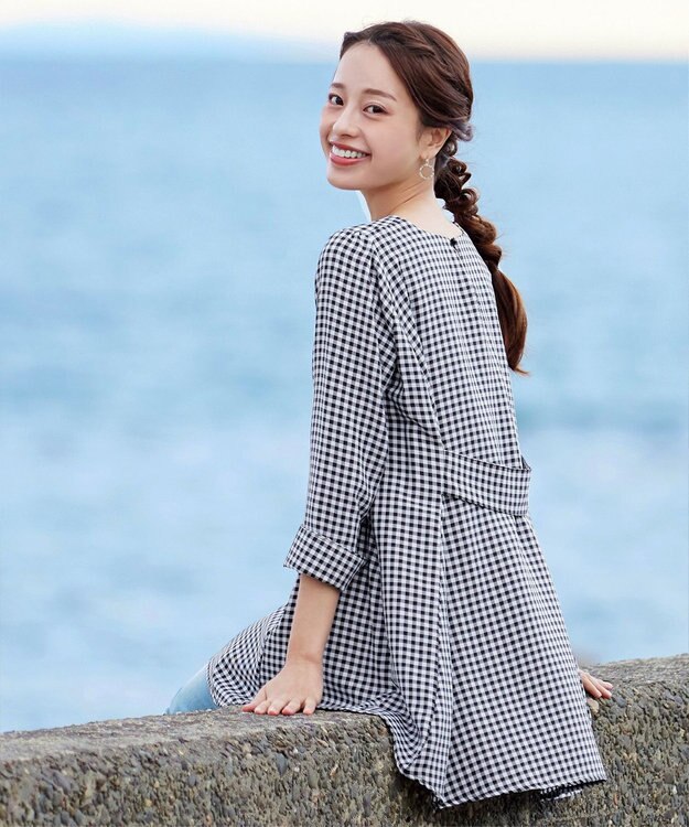 Tiaclasse L 【小倉優子さん着用・選べる袖TYPE・洗える】バックフレアチュニック 七分袖ギンガムチェック小