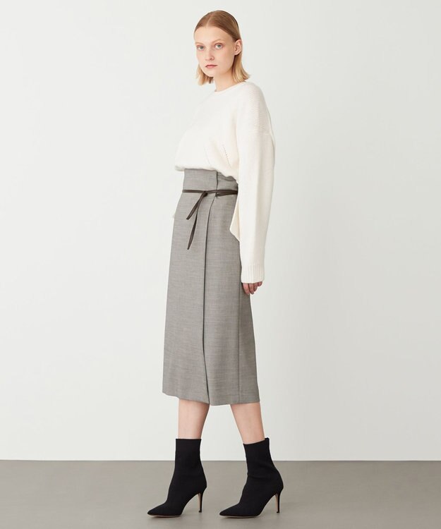 BEIGE， LIART / クルーネックニット Ecru