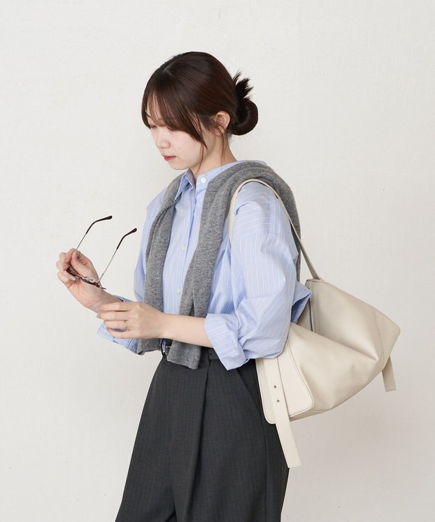 russet トライアングルショルダーバッグ(CE-1675) Ivory