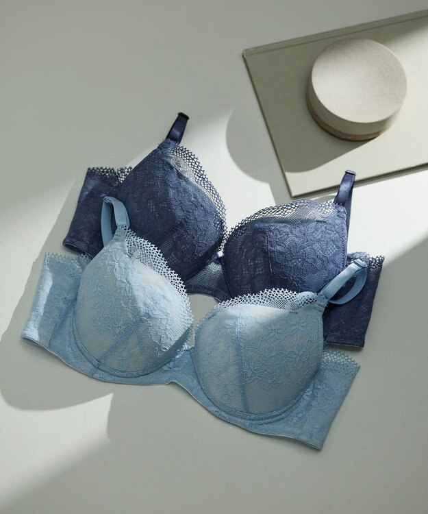 une nana cool Happy bloom ぷっくり上胸と背中すっきり BRAGENIC BU