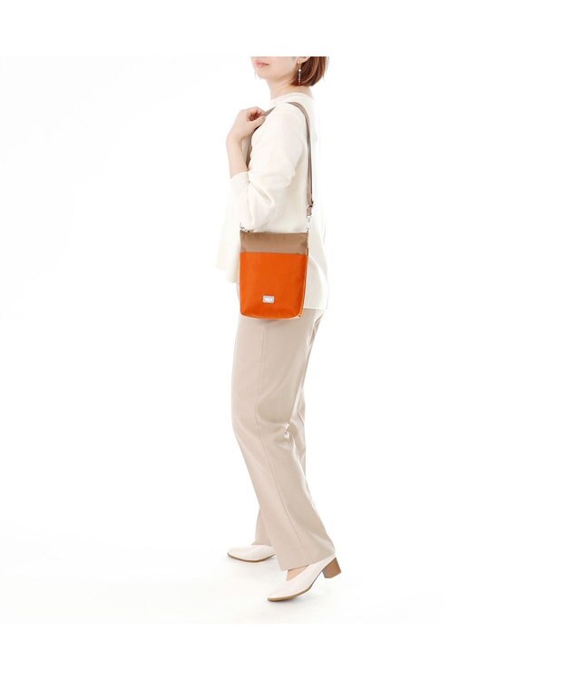 IBIZA ビコロール　ナイロン　ショルダーバッグ(S) 赤