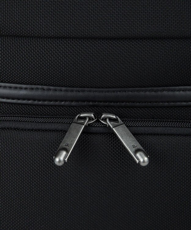 ACE BAGS & LUGGAGE ace. デヴェル ビジネスリュック B4サイズ 15.6インチPC収納 18L 20261 エース ブラック×ネイビー