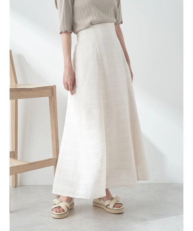 earth music&ecology シアーチェックフレアスカート Ivory