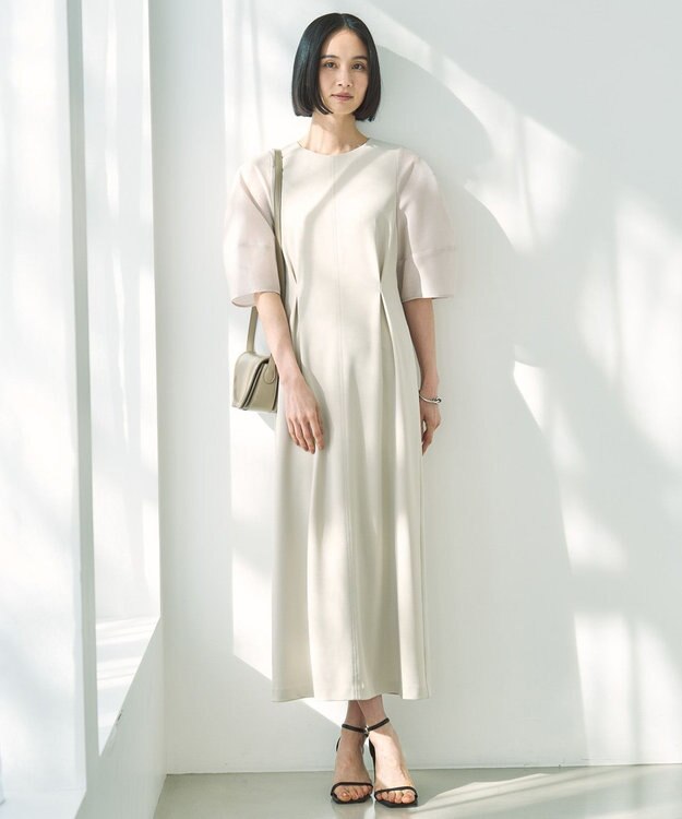 UNFILO 【VERY×UNFILOコラボ】BEAUTY MOVE シアースリーブ ワンピース アイボリー