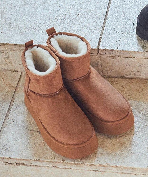 earth music&ecology ＯＲｉｅｎｔａｌ　ＴＲａｆｆｉｃ　ムートンタッチブーツ Camel